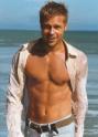 Brad-Pitt-Seaside-Shirtless